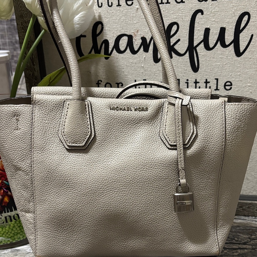 Michael Kors Off-White Leather Tote